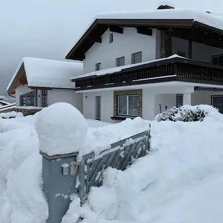 Musi Appartements Schönberg im Stubaital Buitenkant foto